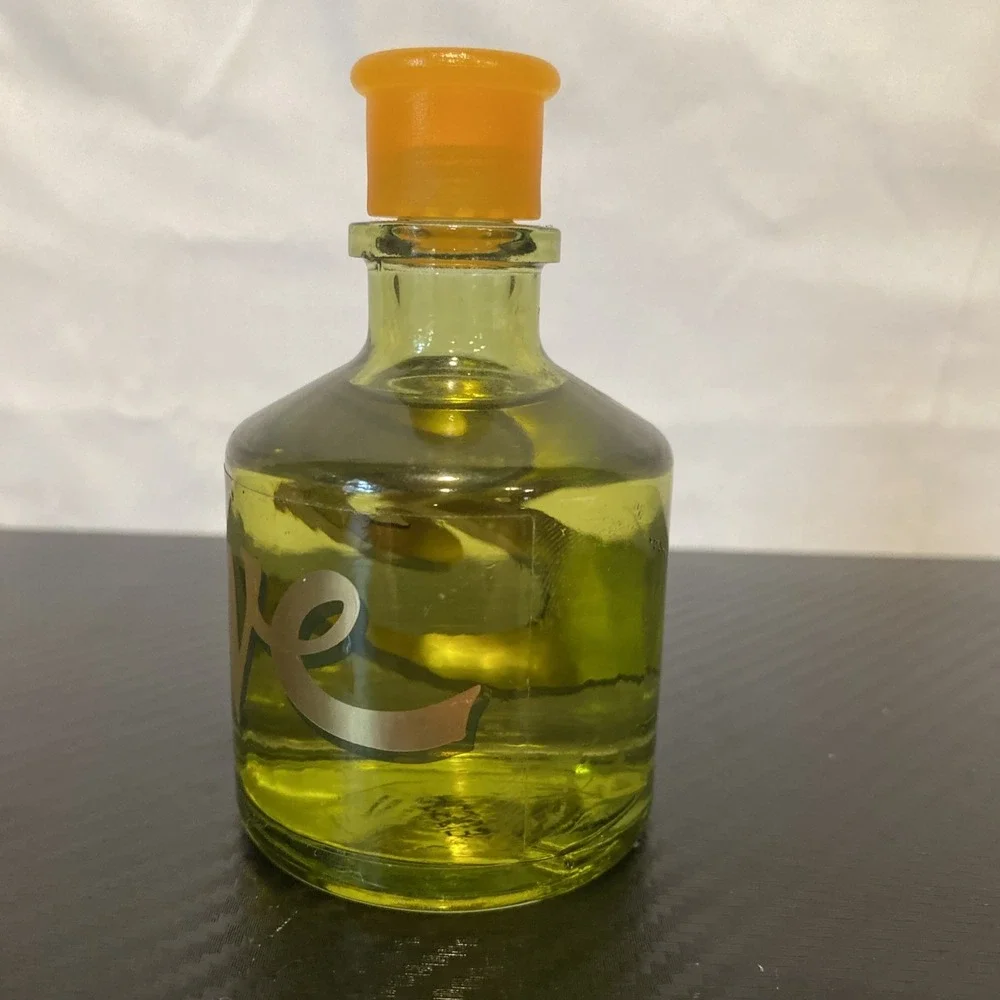 Liz Claiborne curve by